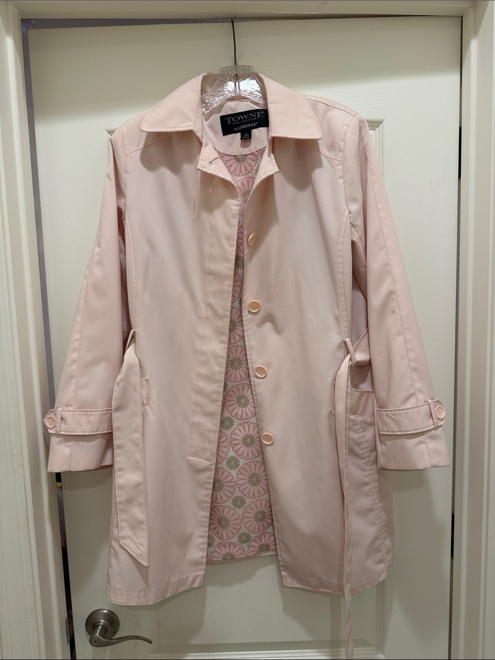 Women's Light Pink Trench Coat